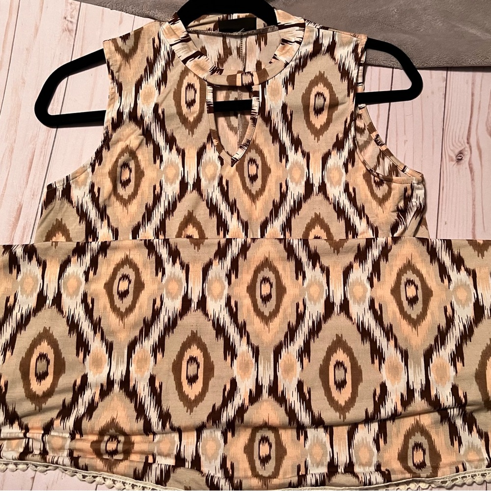 Southern Divas Boutique Aztec Print Dress- EUC